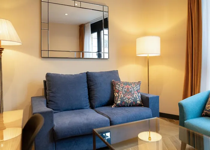 U-nique Putxet Ii Apartman *